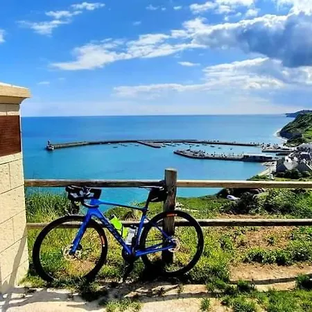 Maison 3 Ch Vue Sur Confortable Lumineuse Belle Terrasse Grand Jardin 10 Mn A Pied De La - Proche Superette Et Omaha