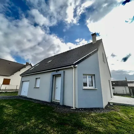 Villa Maison 3 Ch Vue Sur Confortable Lumineuse Belle Terrasse Grand Jardin 10 Mn A Pied De La - Proche Superette Et Omaha *