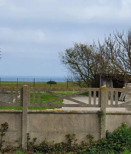 Maison Vue Mer: Seaside Comfort With Garden Terrace *