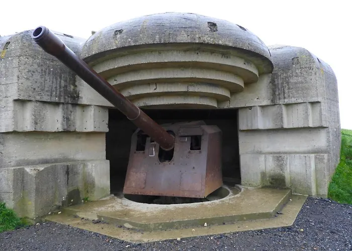 Maison Vue Mer: Seaside Comfort With Garden Terrace Villa